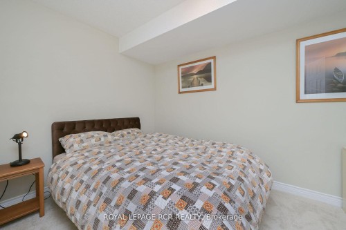 46 Sunset Boulevard, New Tecumseth, ON - Indoor Photo Showing Bedroom