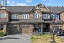 814 STALLION CRESCENT Ottawa, ON K2S 2G1