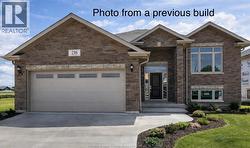 3465 OKE DRIVE  Lasalle, ON N9J 0E5