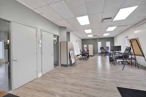 Intérieur - 175A Rue Péladeau, Magog, QC - Indoor Photo Showing Other Room