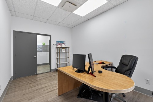 Bureau - 175A Rue Péladeau, Magog, QC - Indoor Photo Showing Office
