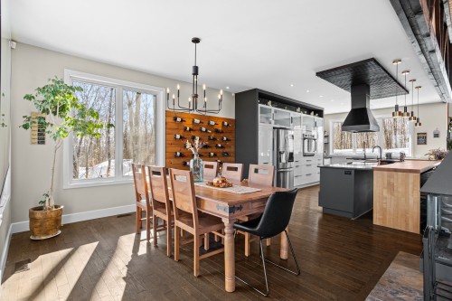 Salle à manger - 4280 Rue Du Surplomb, Sainte-Adèle, QC - Indoor Photo Showing Dining Room