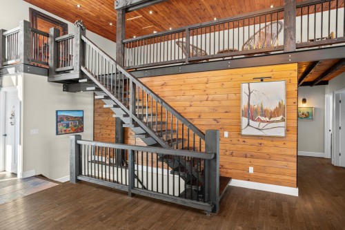 Mezzanine - 4280 Rue Du Surplomb, Sainte-Adèle, QC - Indoor Photo Showing Other Room