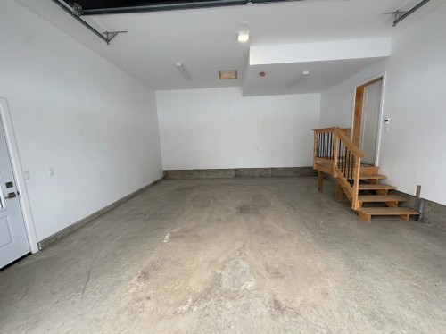 Garage - 4280 Rue Du Surplomb, Sainte-Adèle, QC - Indoor Photo Showing Garage