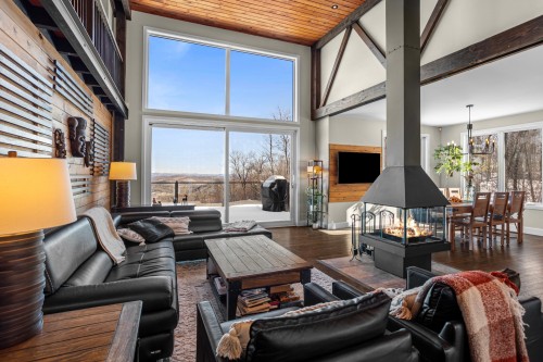 Salon - 4280 Rue Du Surplomb, Sainte-Adèle, QC - Indoor Photo Showing Living Room