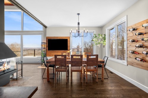 Salle à manger - 4280 Rue Du Surplomb, Sainte-Adèle, QC - Indoor Photo Showing Other Room