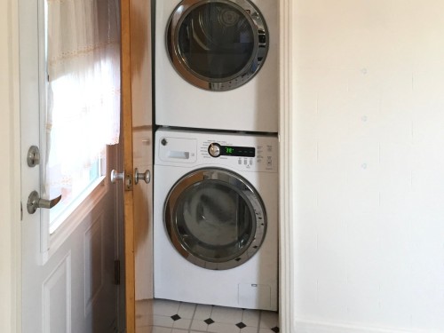 Salle de lavage - 1-10497 Boul. St-Laurent, Montréal (Ahuntsic-Cartierville), QC - Indoor Photo Showing Laundry Room