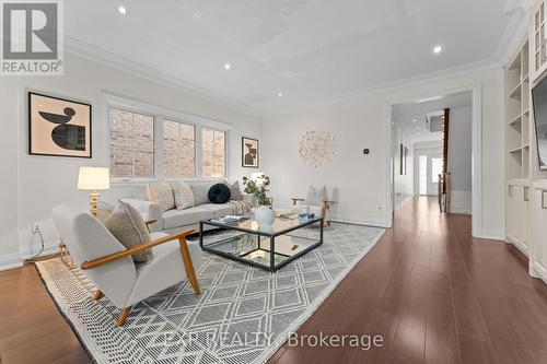 17 Harrison Avenue, Mississauga, ON - Indoor Photo Showing Living Room