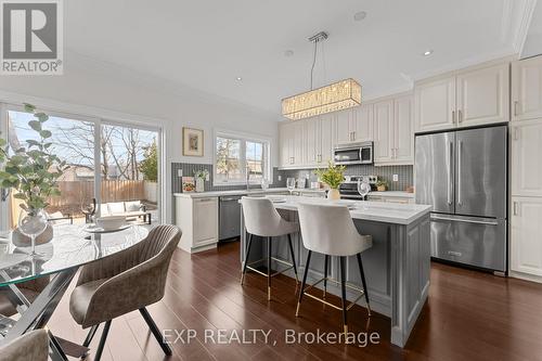 17 Harrison Avenue, Mississauga, ON - Indoor