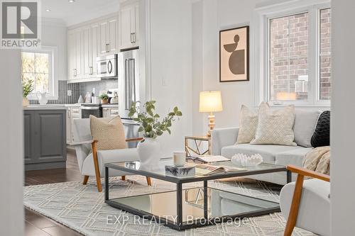 17 Harrison Avenue, Mississauga, ON - Indoor