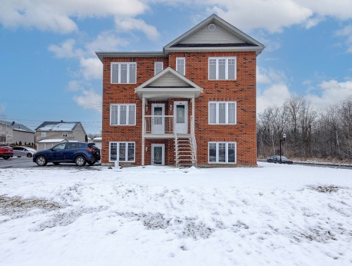 362 Rue des Colibris  Saint-Jean-Sur-Richelieu, QC J2W 0B1