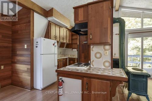 287199 10 Sideroad, Mono, ON - Indoor Photo Showing Kitchen