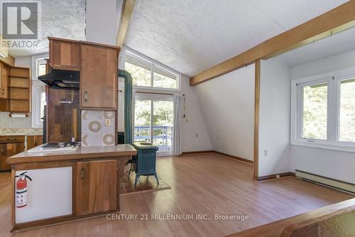 287199 10 Sideroad, Mono, ON - Indoor