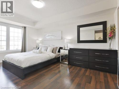 129 Isaac Devins Boulevard Unit# 7, Toronto, ON - Indoor Photo Showing Bedroom