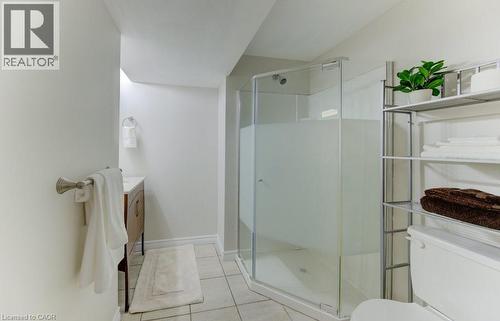 190 Natchez Road, Kitchener, ON - Indoor Photo Showing Bathroom