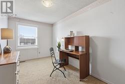 Bedroom/office - 