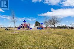 Neighbourhood parkette - 