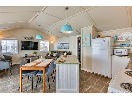 95 Hicks Beach Rd, Upper Cape, NB 