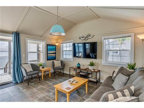 95 Hicks Beach Rd, Upper Cape, NB 