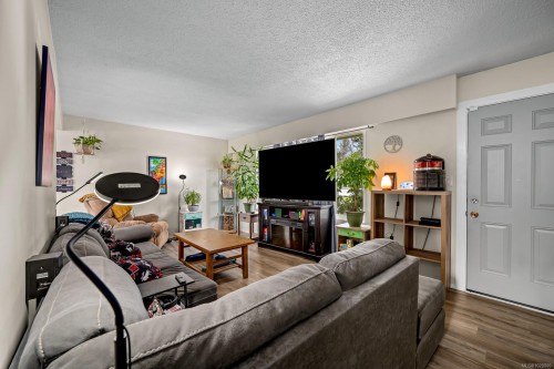 533 Salish St, Comox, BC 