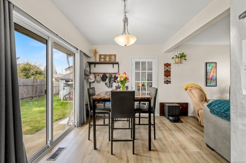 533 Salish St, Comox, BC 