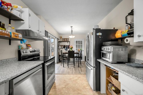 533 Salish St, Comox, BC 