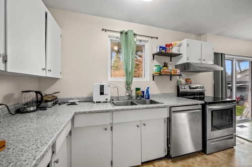 533 Salish St, Comox, BC 