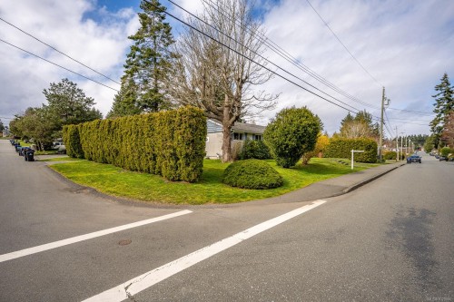 533 Salish St, Comox, BC 