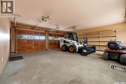 Ripplinger Acreage, Lumsden Rm No. 189, SK - Indoor Photo Showing Garage