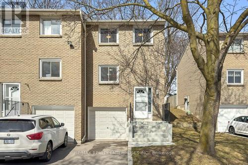 7 - 121 MORGAN AVENUE  Kitchener, ON N2A 2M4