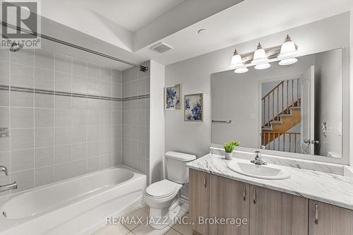 331 - 2338 Chevron Prince Path, Oshawa (Windfields), ON - Indoor Photo Showing Bathroom