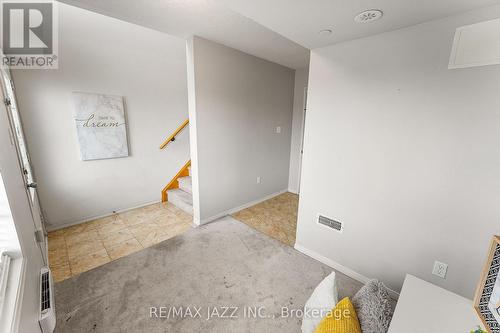 331 - 2338 Chevron Prince Path, Oshawa (Windfields), ON - Indoor Photo Showing Other Room