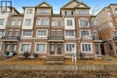 331 - 2338 Chevron Prince Path, Oshawa (Windfields), ON - Outdoor With Facade