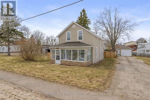 33 JOHN STREET  Kawartha Lakes (Fenelon Falls), ON K0M 1N0