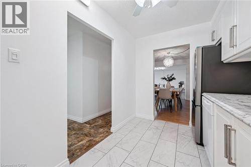 93 Westwood Road Unit# 607, Guelph, ON - Indoor Photo Showing Kitchen