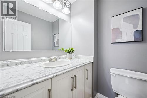 93 Westwood Road Unit# 607, Guelph, ON - Indoor Photo Showing Bathroom