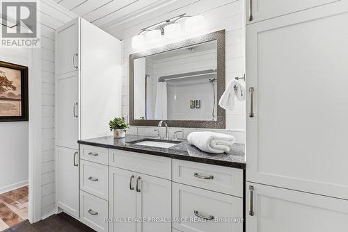 1 - 1798 Old Hwy 2, Quinte West (Sidney Ward), ON - Indoor Photo Showing Bathroom