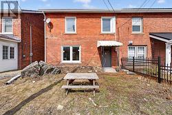 121 STEPHEN STREET Kingston (East Of Sir John A. Blvd), ON K7K 2C6