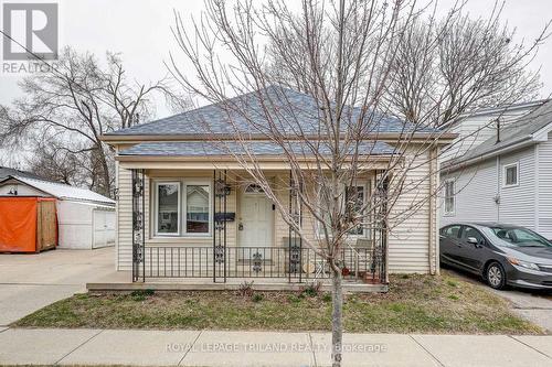 70 HOMAN STREET  London East (East M), ON N5Z 1A8