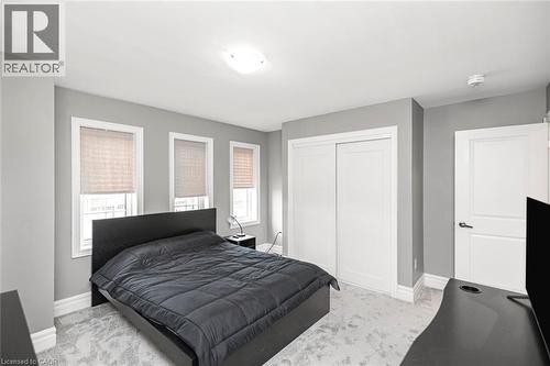 70 Fleming Crescent, Caledonia, ON - Indoor Photo Showing Bedroom