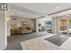 Lobby - 