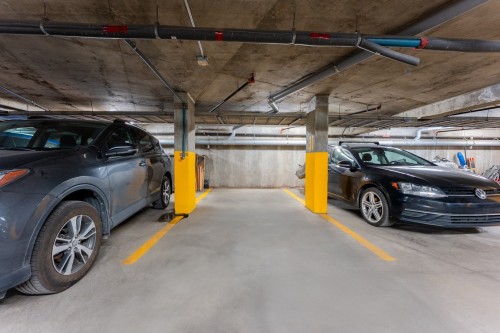 Parking - 750 1Re Avenue, Montréal (Lachine), QC - Indoor Photo Showing Garage