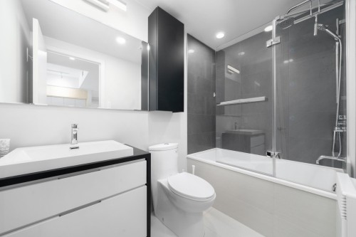 Bathroom - 2812-1188 Rue St-Antoine O., Montréal (Ville-Marie), QC - Indoor Photo Showing Bathroom