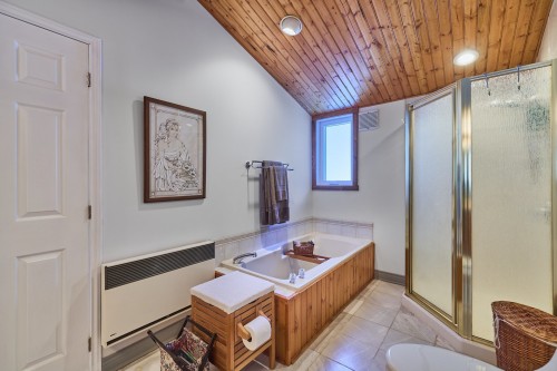 Salle de bains - 290 Rue De La Montagne, Entrelacs, QC - Indoor Photo Showing Bathroom