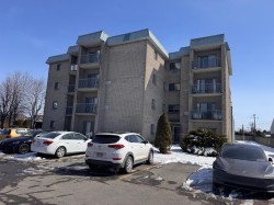 202-345 Place Trianon Brossard, QC J4W 1M9
