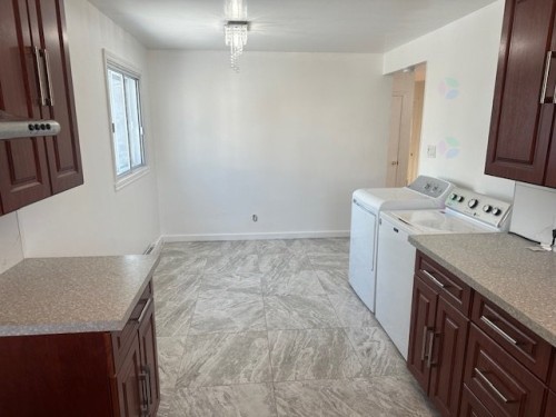 Kitchen - 830 Rue Radisson, Montréal (Lasalle), QC - Indoor Photo Showing Laundry Room