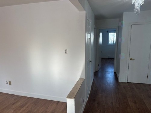 Mud Room - 830 Rue Radisson, Montréal (Lasalle), QC - Indoor Photo Showing Other Room