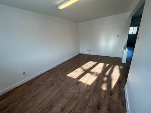 Living Room - 830 Rue Radisson, Montréal (Lasalle), QC - Indoor Photo Showing Other Room