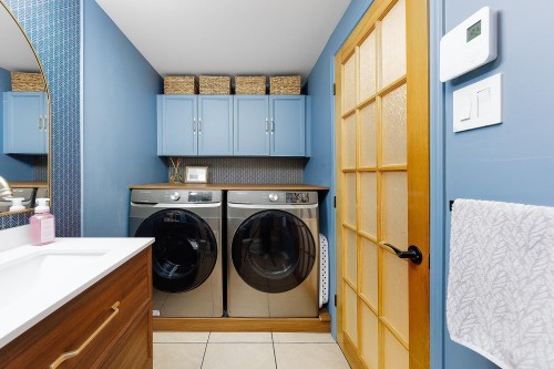 Salle de bains - 101-4229 Rue Hochelaga, Montréal (Mercier/Hochelaga-Maisonneuve), QC - Indoor Photo Showing Laundry Room
