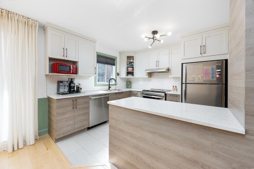 Cuisine - 101-4229 Rue Hochelaga, Montréal (Mercier/Hochelaga-Maisonneuve), QC - Indoor Photo Showing Kitchen